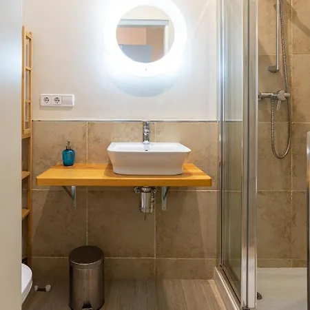 Urbe10 Angel Suites 2 Bedrooms Apartment 2A Malaga Exterior photo